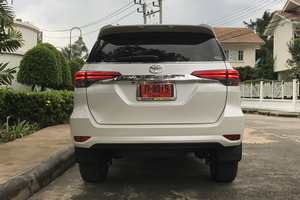 Rent a car Toyota Fortuner (18-20) - photo 5