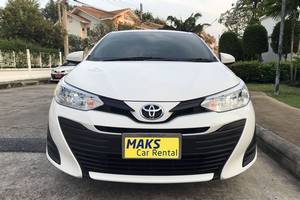 Rent a car Toyota Yaris Ativ (18-19) - photo 2