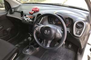Rent a car Honda Mobilio (7 Seater) - photo 7