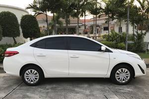 Rent a car Toyota Yaris Ativ (18-19) - photo 3