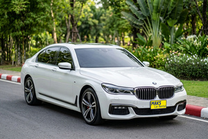 Rent a car BMW 740 M Sport(19-22) - photo 1