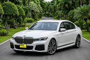 Rent a car BMW 740 M Sport(19-22) - photo 2