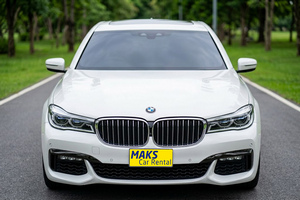 Rent a car BMW 740 M Sport(19-22) - photo 3